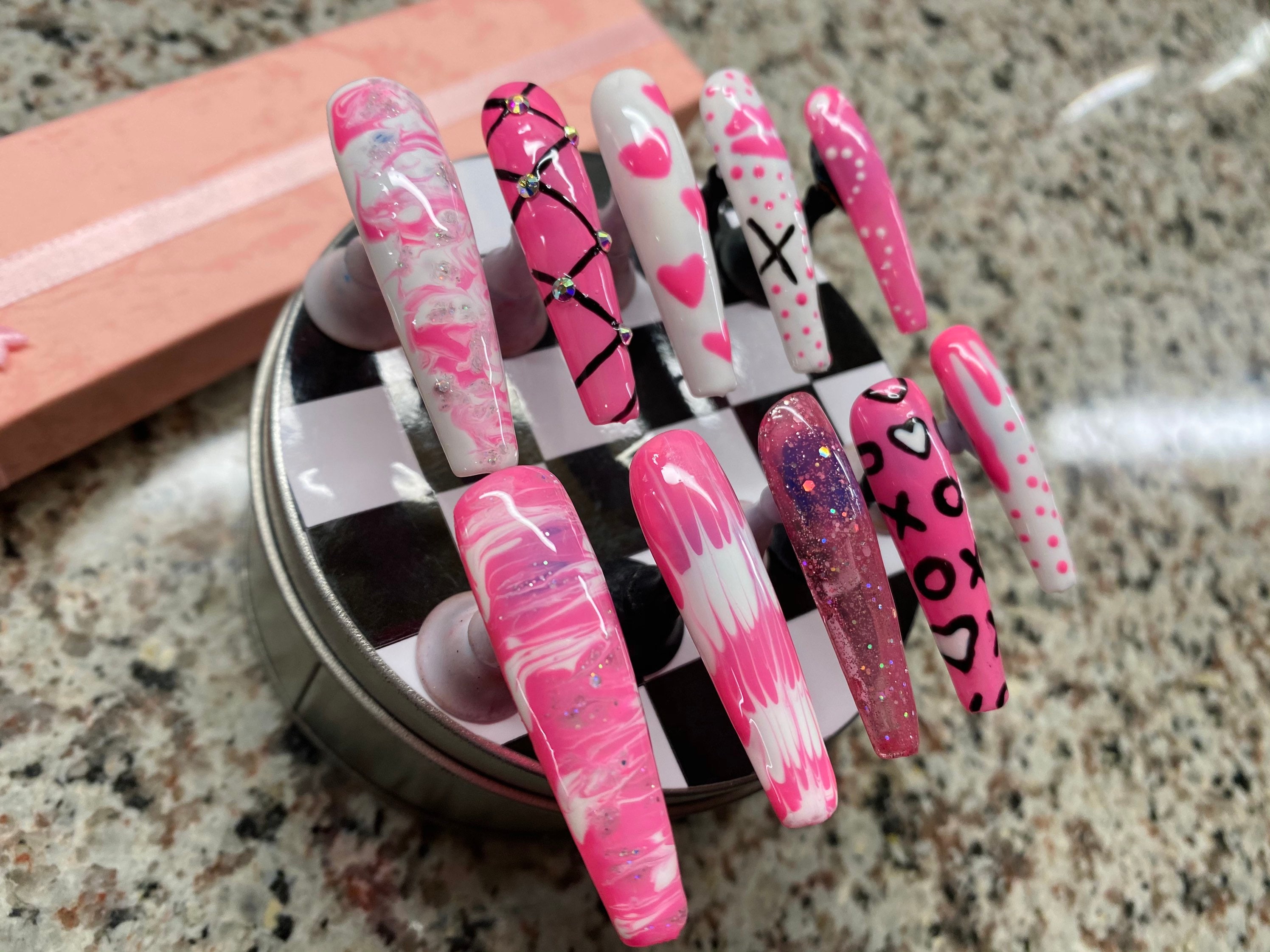 Affordable Luxury Nails: And Claws Press Ons - 0ckvyxc