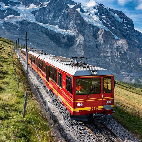 Jungfraubahn naar Kleine Scheidegg (Zwitserland)