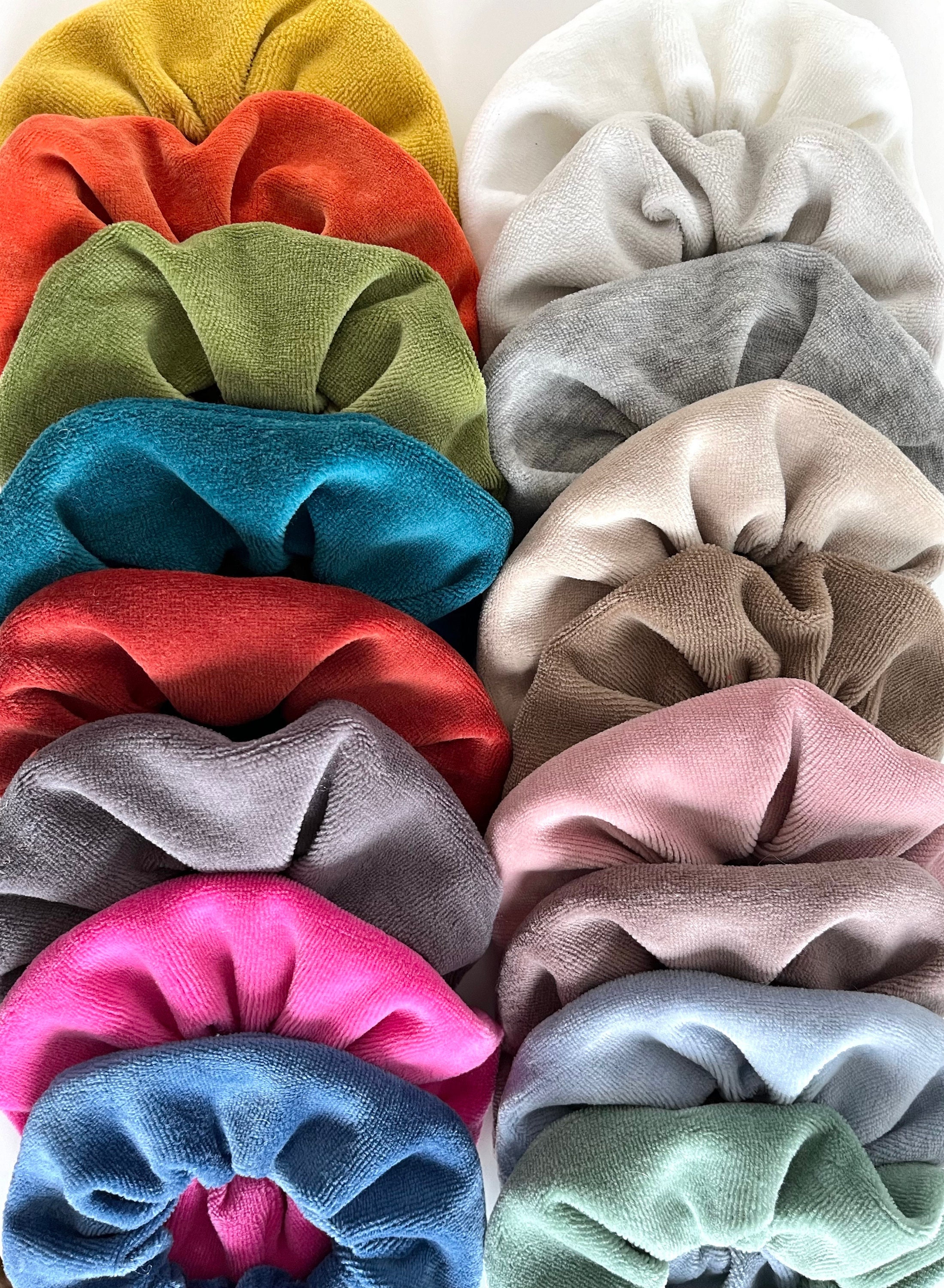 SET OF 5 | Velvet Thingz Handmade Premium  Scrunchies The Scrunchie Set – Sleepy Tie main image 2