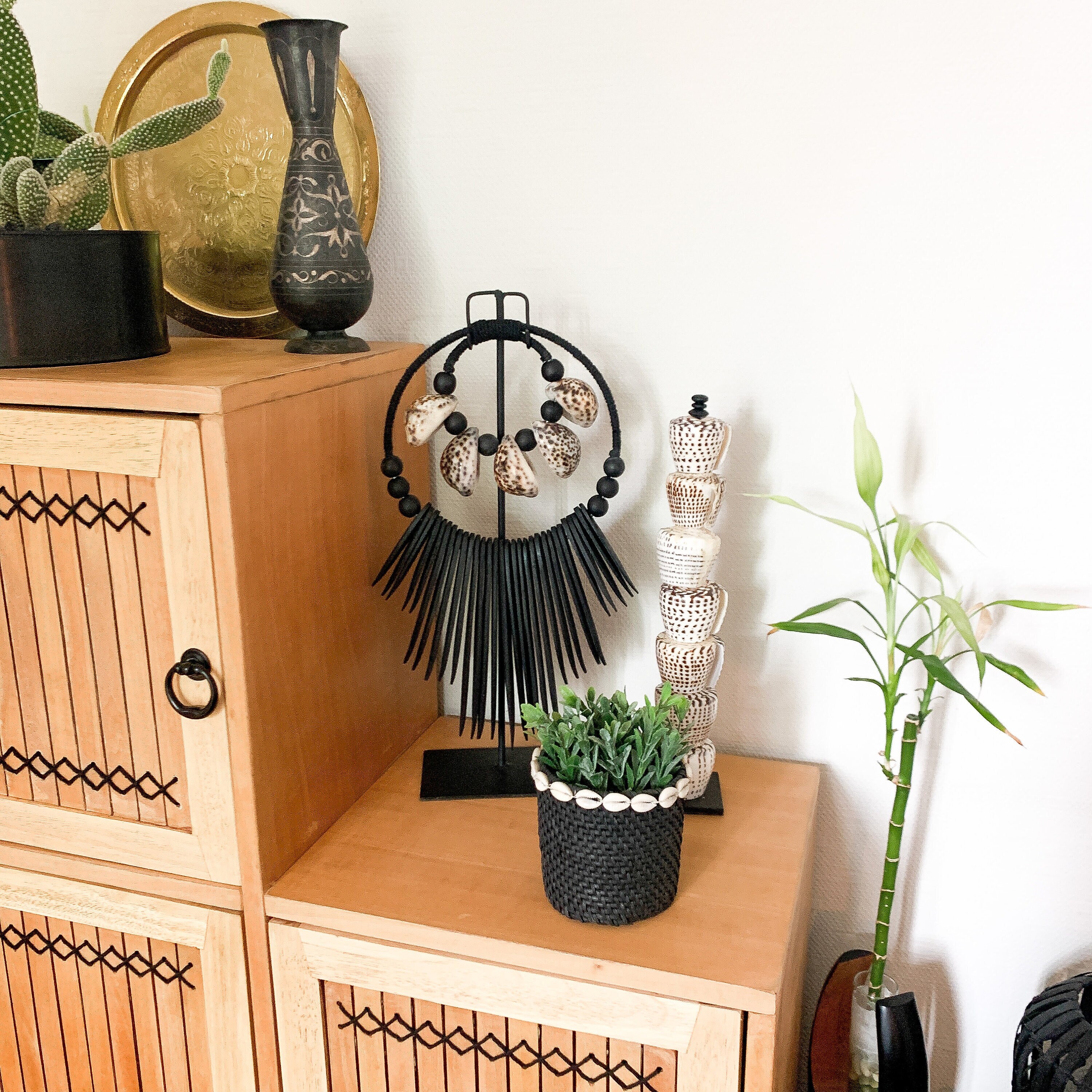 Collier Noir Bois et Cypraea 46cm, Bali, Bohème, Indonésie, Inde, Asie, Afrique, Ethnique, Fait Main