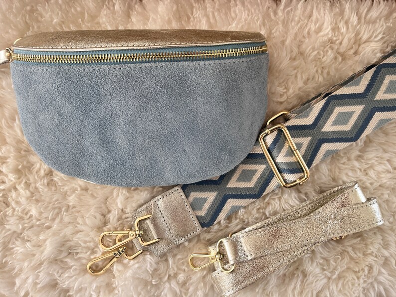 Sac Banane 100% cuir irisé et cuir nubuck deux bandoulières réglables Bleu Jeans TM