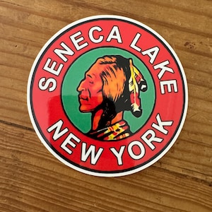 New York, Finger Lakes, Seneca Lake Vintage style neue glänzende Vinyl Sticker 4 ”Durchm.