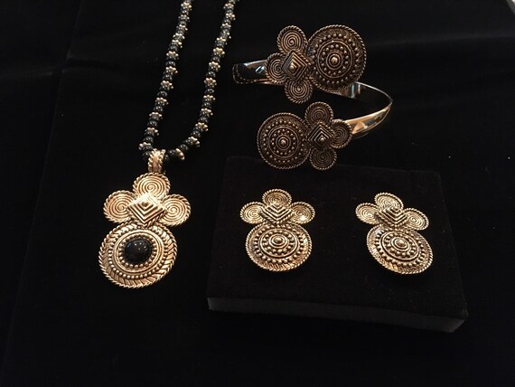 1990s Avon Jewelry Set Senegalese Inspired Neckla… - image 1