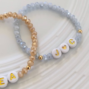 Pulsera de cuentas de cristal personalizable con palabra, nombre, apodo, lugar, despedida de soltera, corazón. Para ofrecer como pequeña joya de San Valentín.