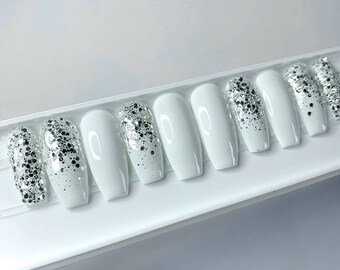 Jade - White Press On Nails Nails Artificial Nails Stick-On Nails Fake Nails with Accent Nail Glitter Gradient Glitter Beautiful Nails Shiny