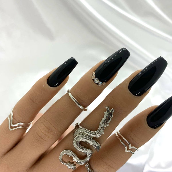 Maleficent - Press On Nails Nägel Kunstnägel Aufklebnägel Fake Gel Nägel in schwarz mit SWAROWSKI Steinchen Akzentnagel glänzend