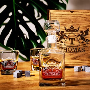 Monogram Whiskey decanter Set Christmas gift for him Custom Bourbon Decanter Birthday Gifts, Personalized Engraved Liquor Whiskey Decanter