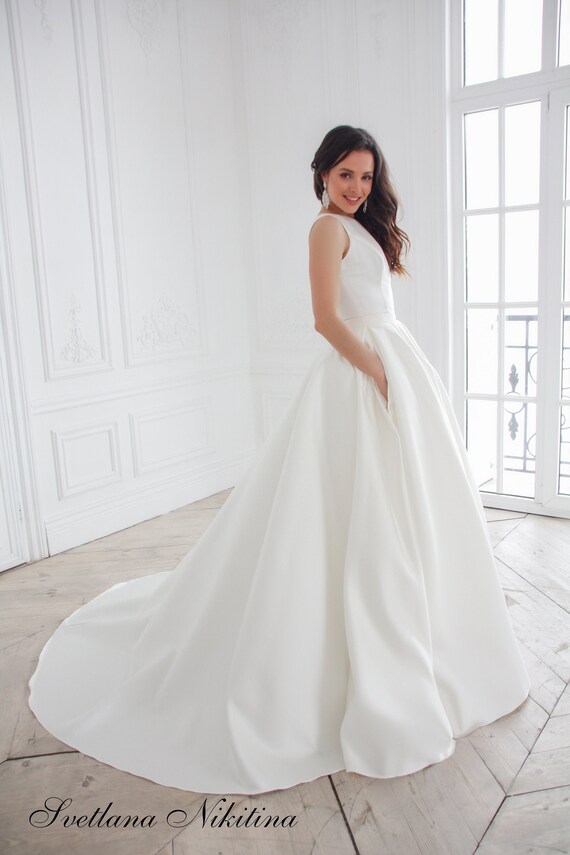 satin detachable wedding skirt