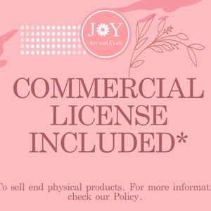 Pode incluir: Gr&aacute;fico rosa e branco com o texto "JY Art and Craft" e as palavras "COMMERCIAL LICENSE INCLUDED*" em fonte marrom. O texto "*Para vender produtos f&iacute;sicos. Para obter mais informa&ccedil;&otilde;es, consulte nossa pol&iacute;tica." est&aacute; na parte inferior do gr&aacute;fico.
