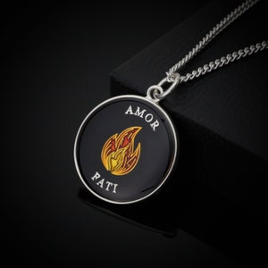Stoische Amor Fati Silber überzogen und emailliert in der schwarzen Stoa Anhänger-Halsketten-Schmuck stoische Schädel-Halsketten-Liebe des Schicksals