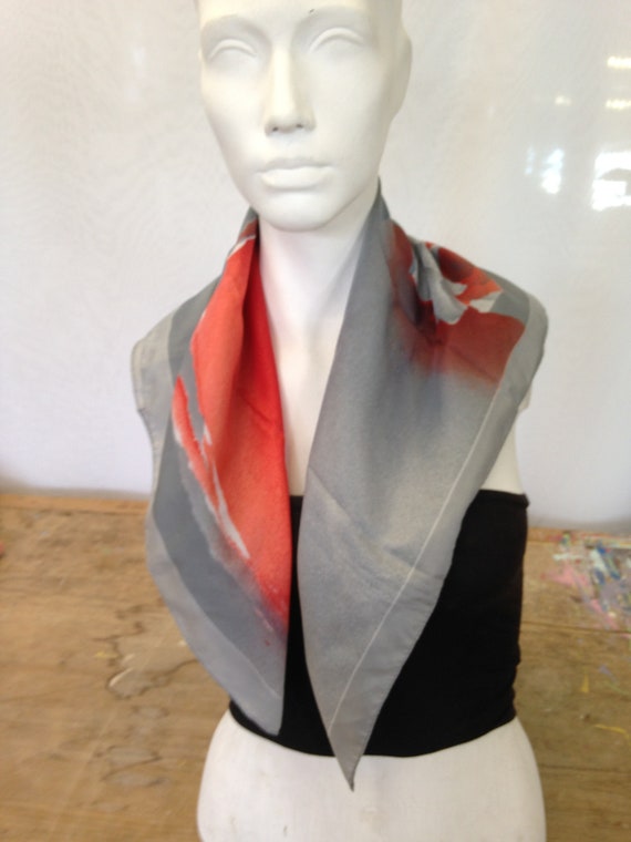 1960's Vintage Large Grey, Red and White Geometri… - image 10