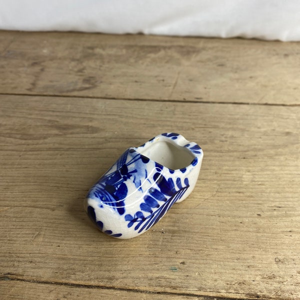 Vintage Blue and White Delft Dutch / Holland Souvenir. Small Pottery Clog Shoe. Ashtray - Windmill scene. Decorative Clog. Good Condition