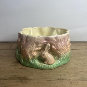 Vintage Sylvac 1513 Pixie & Rabbit Planter / Plant Pot - 19cms diameter x 9cms - Good Condition