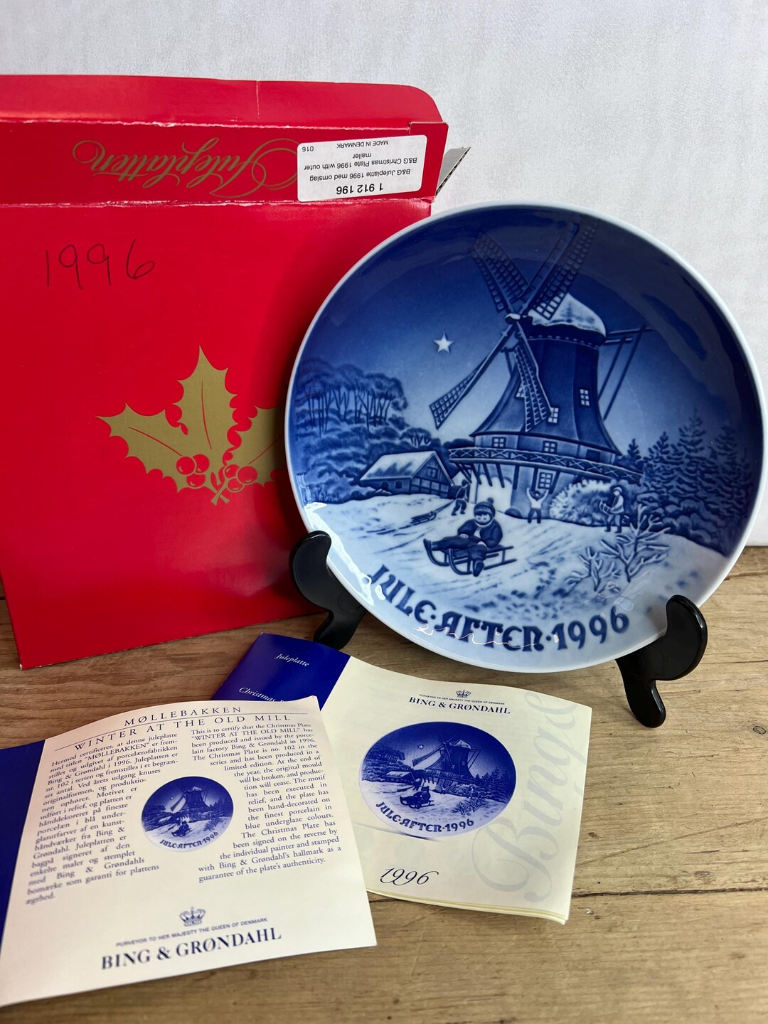 Vintage Boxed Bing & Grondahl Christmas Plate 1996 Winter at the Old ...