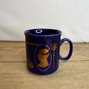 Vintage Royal Blue Prince Charles & Lady Diana Wedding 1981 Mug In Good Condition.