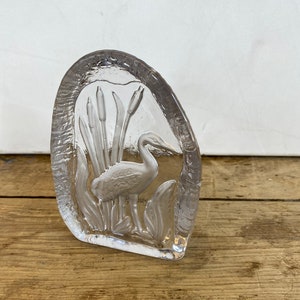 Vintage Goebel 24% Lead Crystal Intaglio Glass Paperweight Stork Bird in Reeds Etched In Relief Detail. Amazing Piece. Good Condition