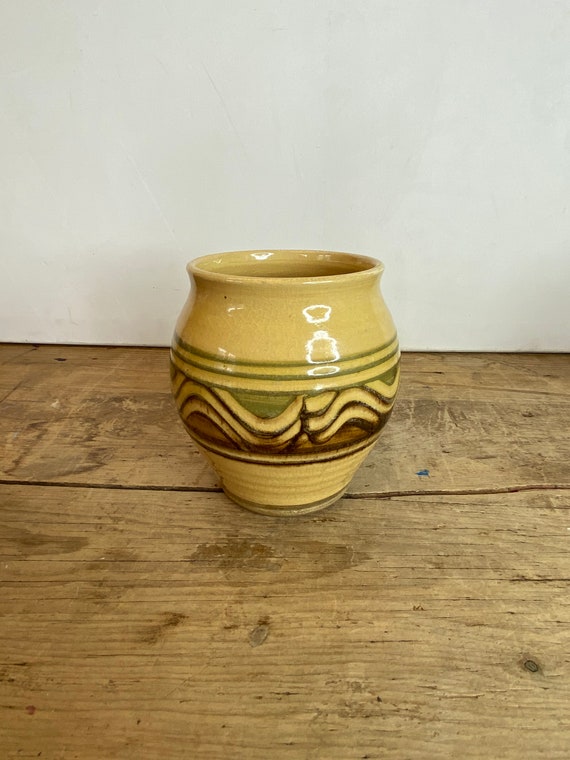 陶器製ブラウン花瓶 陶器の丸い花瓶 ダークブラウン 陶器の丸い