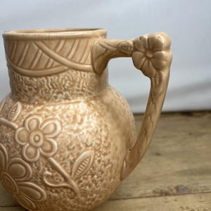 Vintage Price Brothers Marina Pitcher Jug 6&#39;&#39; Beige Brown England Embossed Flowers Good Condition