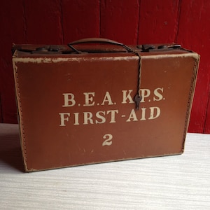 Vintage 1940&#39;s Brown Leather Sign Written First Aid Case - Perfect Theatrical Prop. Good Condition