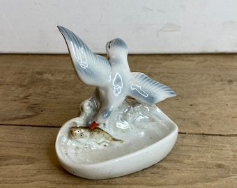 Vintage Unnamed Small Seagull Trinket Dish In Good Condition