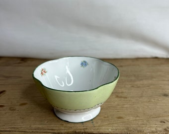 Vintage Unnamed Yellow and White Sugar Bowl with Small Handpainted Floral Design Good Condition