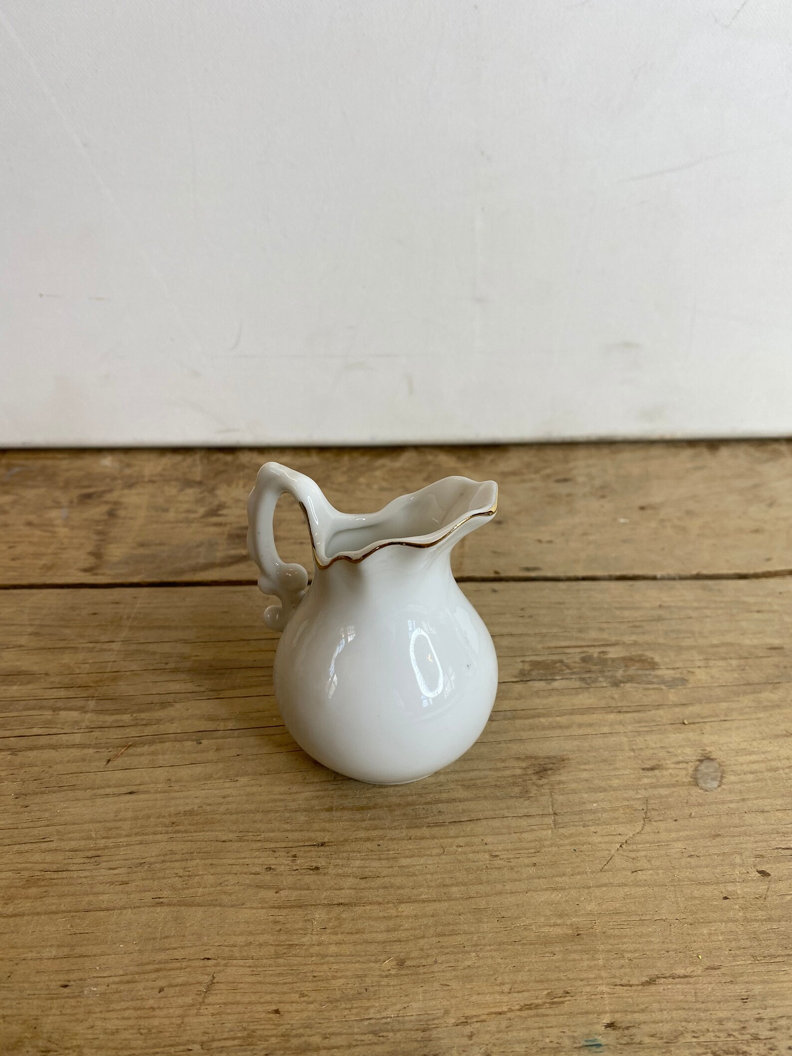 Vintage Small White Souvenir Milk Jug From Holland Michigan. Etsy UK