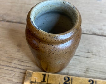 アンティーク、茶色の装飾的な陶器の壺 アンティークの小さな茶色の陶器のインク壺/ボトル。状態良好 - Etsy 日本