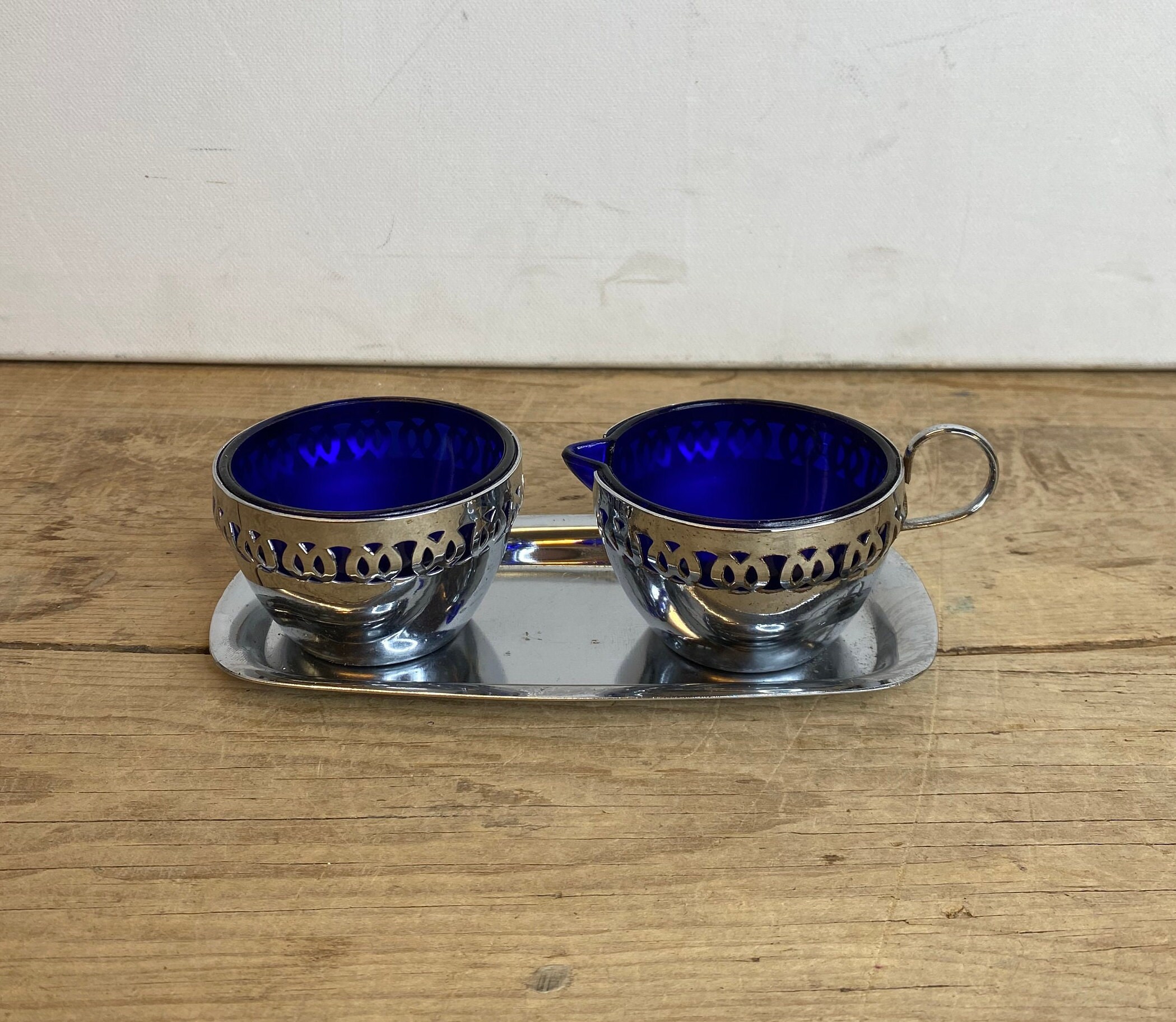 Sugar Bowls & Creamers Sugar Bowls Mid Century. Vintage Pierced Metal