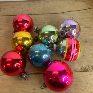 Vintage C1950s Round Glass Christmas Tree Baubles Set of 8 Multicoloured Made in Germany  in Good Condition.