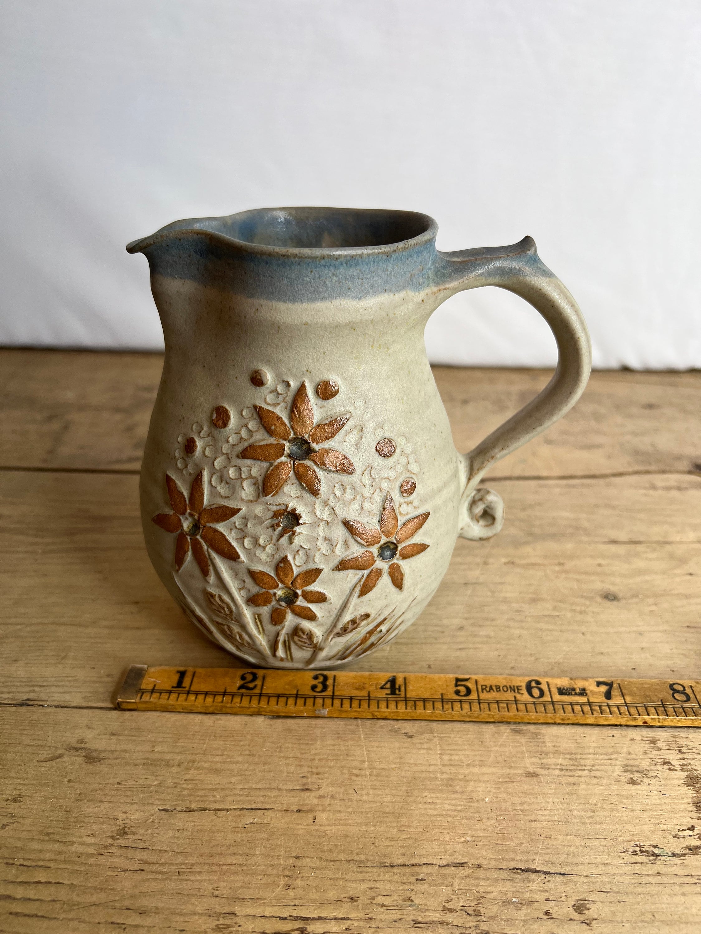 ヴィンテージ 無名スタジオ陶器 ライトグレー ブラウンとブルーの花柄