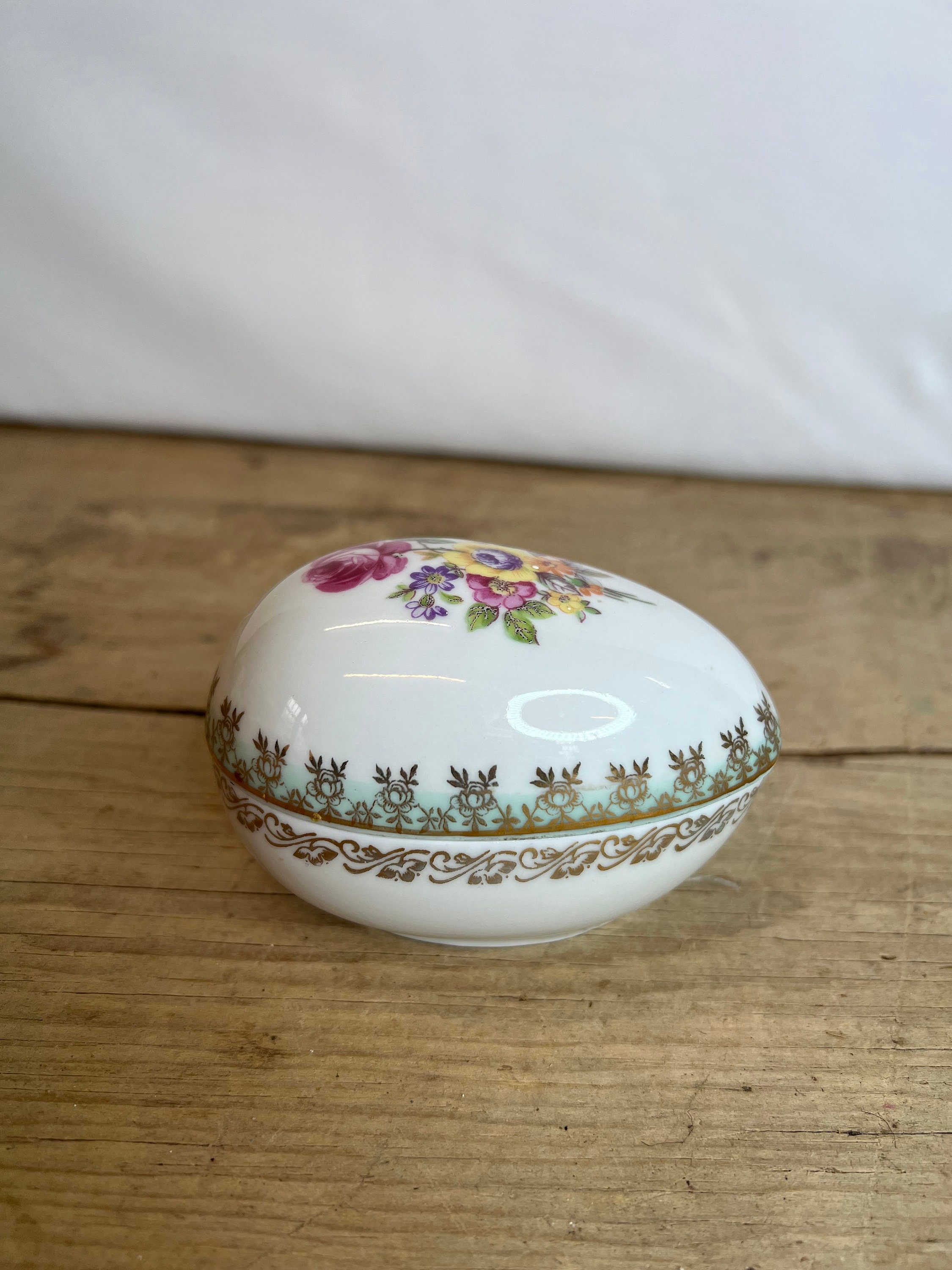 Vintage Crown PM Martinroda Made in GDR Egg Shaped Trinket Dish