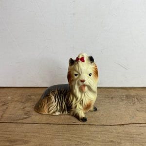 Vintage 1970&#39;s Ceramic Yorkshire Terrier with Red Bow Dog Very Cute Dog Ornament - In Great Condition.
