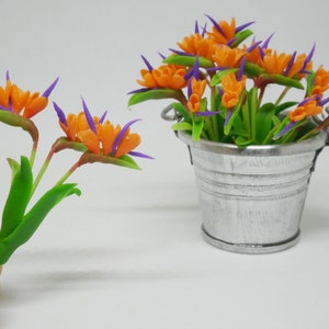 1 Pc Miniature Bird of paradise Flower Clay Miniature Dollhouse Handmade Decor 1/12 scale