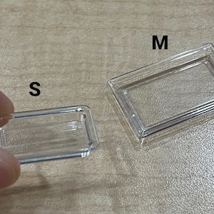 Miniature Clear Acrylic Dollhouse Tray: 1/12 Scale Bakery Display