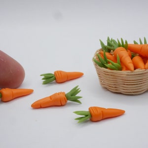 10 pcs Miniature Carrot Clay fruit Dollhouse Handmade Miniature Carrot fruit (B)