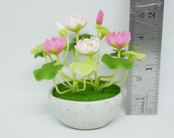 ミニチュア蓮の花粘土ミックスカラー鉢植えドールハウス手作り装飾品 1