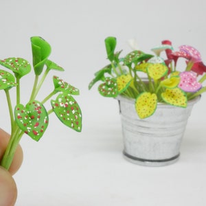 1 Pc Miniature Caladium Plant Clay Miniature Dollhouse Handmade Decoration 1:12