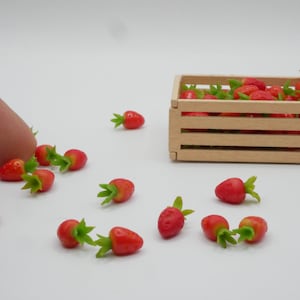 10 piezas de arcilla de fresa en miniatura para casa de muñecas, decoración hecha a mano, escala 1:12