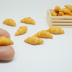 10 miniatuurcroissant: handgemaakte klei, poppenhuis (schaal 1:12)