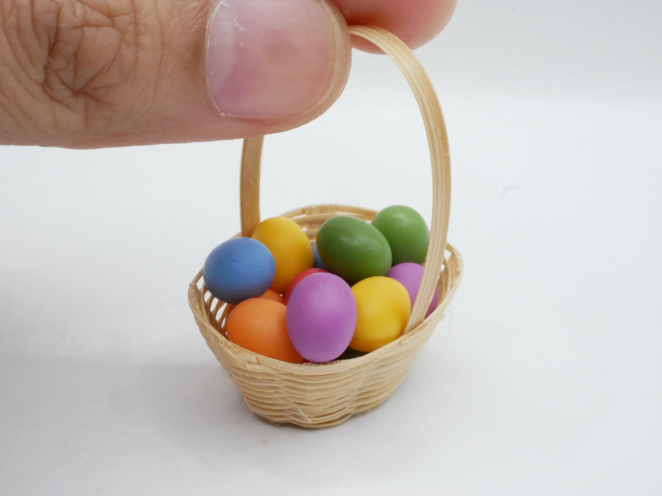 Handmade Miniature Easter Eggs in Bamboo Basket – 1/12 Scale Dollhouse ...