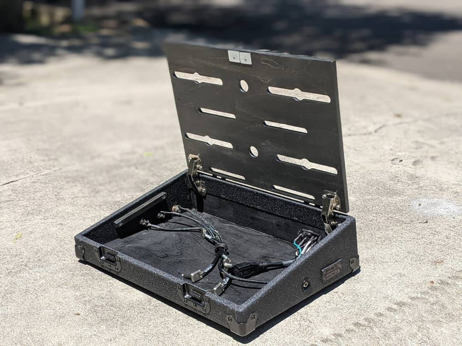 Pedalboard with detachable lid made to order. Effects pedal Etsy