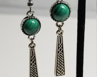 Celtic Knot Malachite Dangle Earrings – Handmade Silver-Tone Jewelry