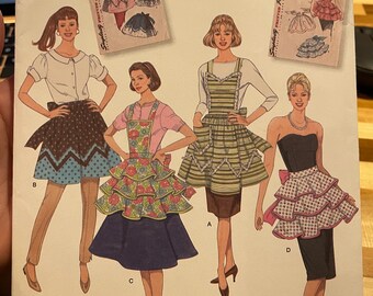 Misses Vintage Retro 1950's Inspired Apron (4 styles) - Out of Print Sewing Pattern - Simplicity 2592 - Sizes S-M-L