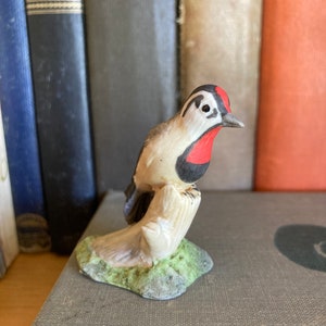 Royal Cornwall miniature bird figurine, yellow-bellied sap sucker, 1982