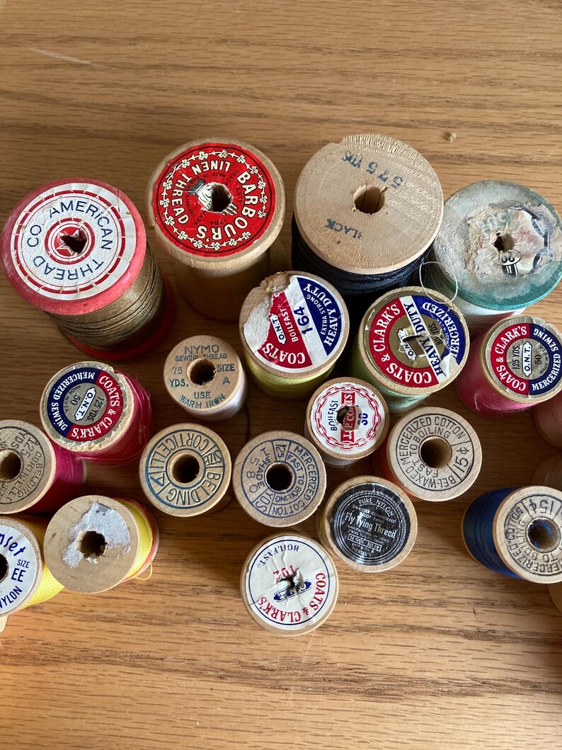 Large Lot of 34 Vintage Wooden Thread Spools - Etsy