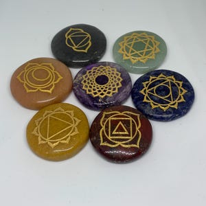 7 Chakra Palm Stone Set, Natural Polished Round Pocket Gemstones in Velvet Pouch