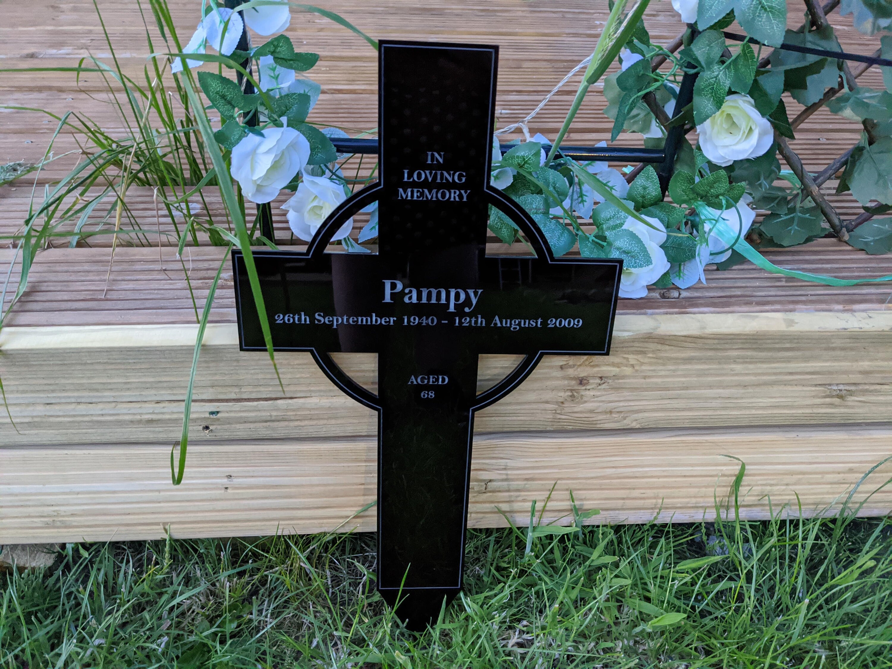 Targa Commemorativa Per Tomba "Juliana" Con Piume D'Angelo - Ricordo Per Nonna - 5