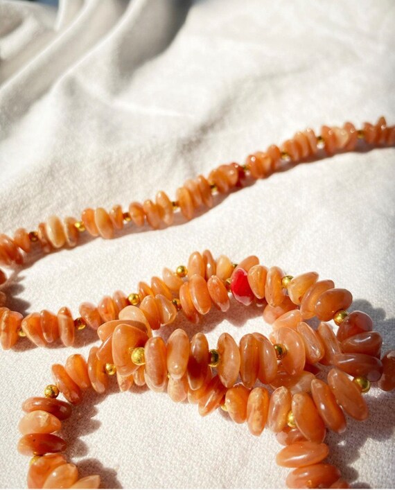 Vintage Carnelian/Sunstone Colored Plastic Beaded… - image 3