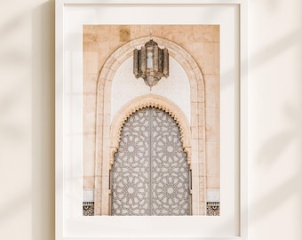 Impresión fotográfica de arco de puerta marroquí, arte de viaje a Casablanca, arte mural en tonos beige neutros, impresión artística bohemia exótica, póster de arquitectura marroquí