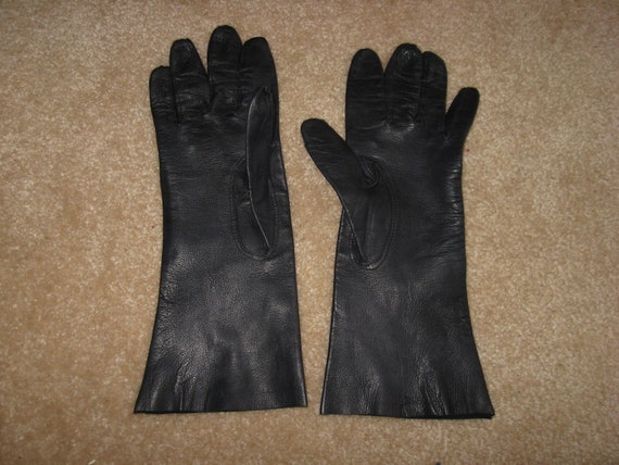 Vintage elegant gloves, soft Dark Blue leather glo